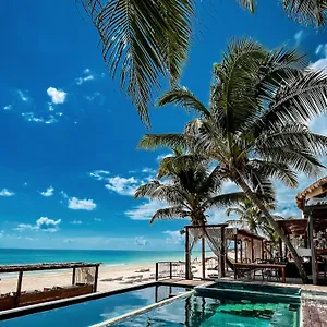 https://amansala.tulum-hotels.net